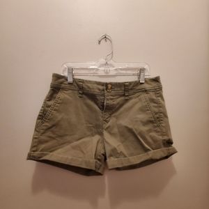 Forest sage green stretch american eagle cargo shorts